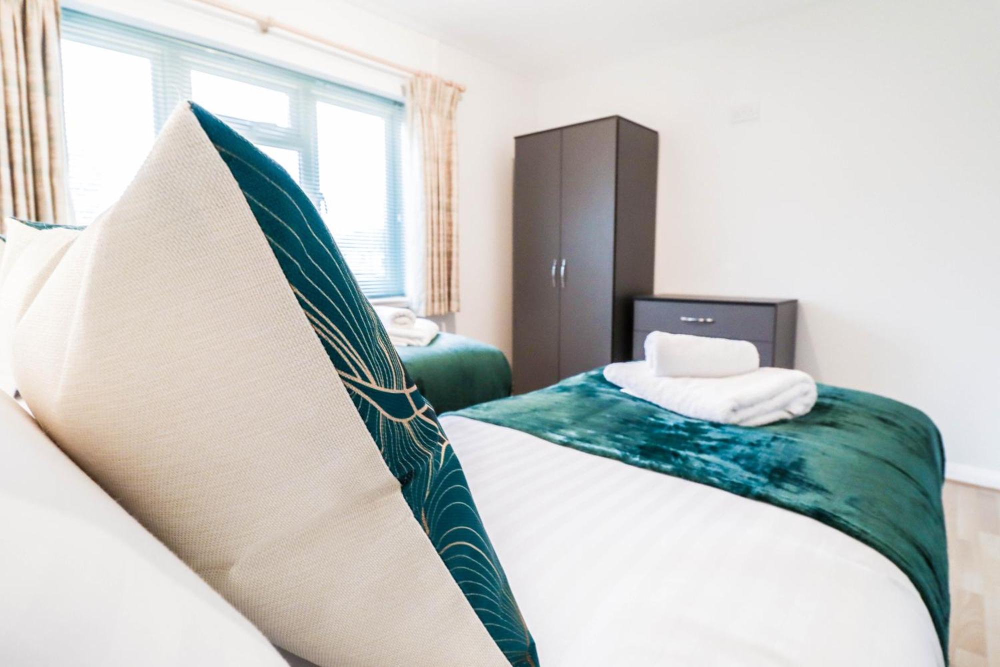 Apartment Ideal Contractor House Near Bbc - Includes Free Parking Borehamwood