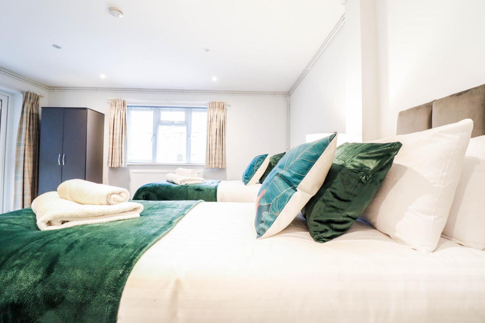 Apartment Ideal Contractor House Near Bbc - Includes Free Parking